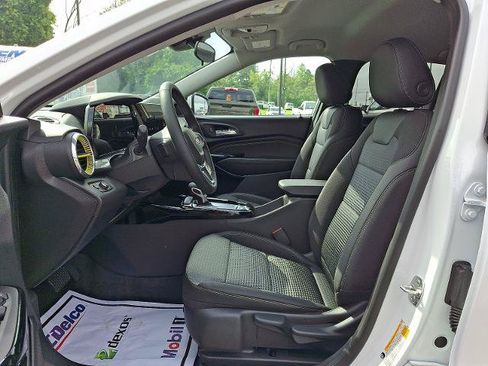 New 2026 Chevrolet Trax LT w/ Driver Confidence Package FWD image 7