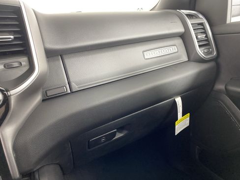 New 2026 RAM 1500 Big Horn AWD/4WD image 30