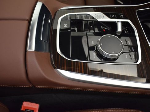 New 2026 BMW X5 sDrive40i w/ Climate Comfort Package image 27