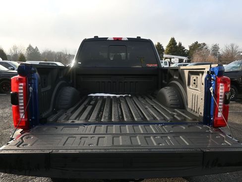 New 2026 Ford F250 Lariat w/ Black Appearance Package AWD/4WD image 18