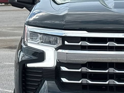 Used 2025 Chevrolet Silverado 1500 LTZ w/ Z71 Off-Road Package AWD/4WD image 34