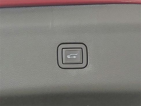 Used 2024 Buick Enclave Premium image 35
