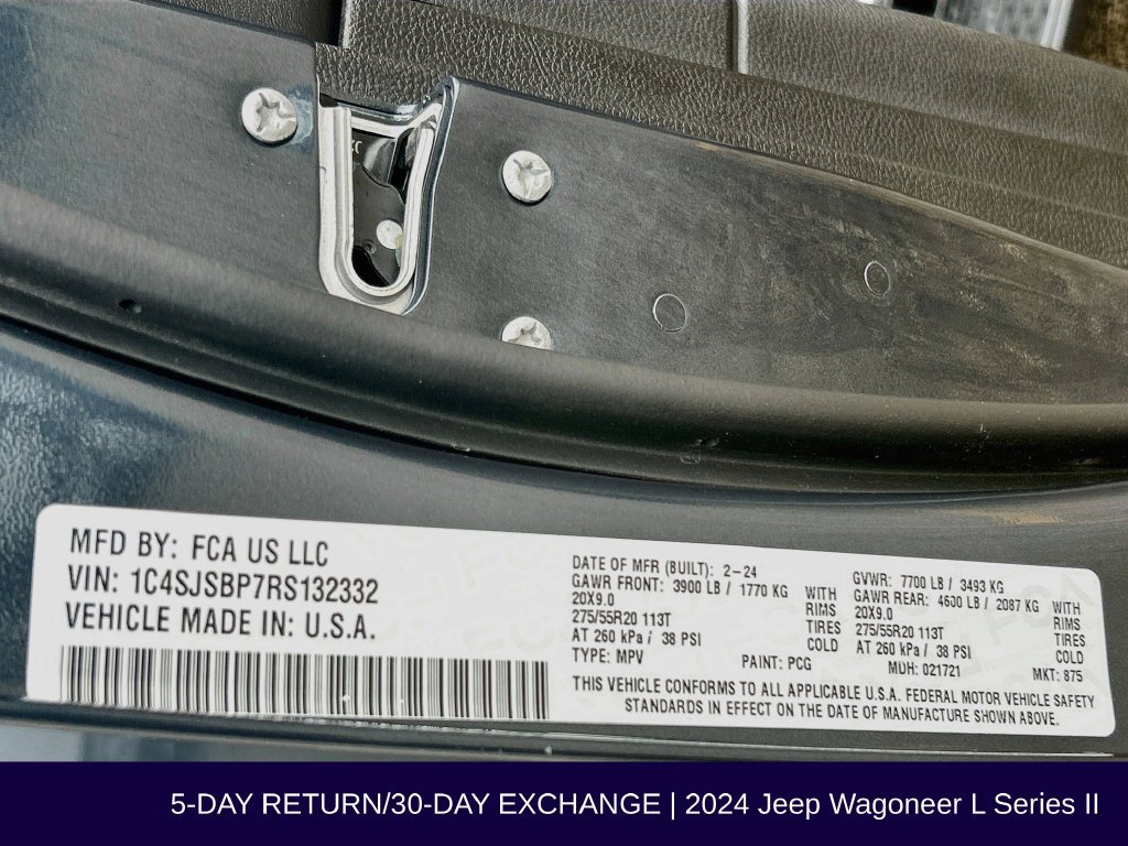 Used 2024 Jeep Wagoneer L Series II w/ Flexible Seating Group AWD/4WD image 26