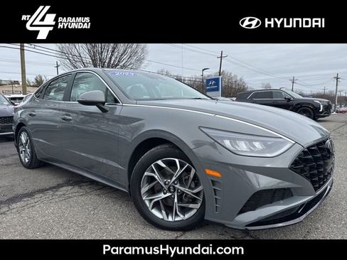 Used 2023 Hyundai Sonata SEL w/ Winter Weather Package image 1