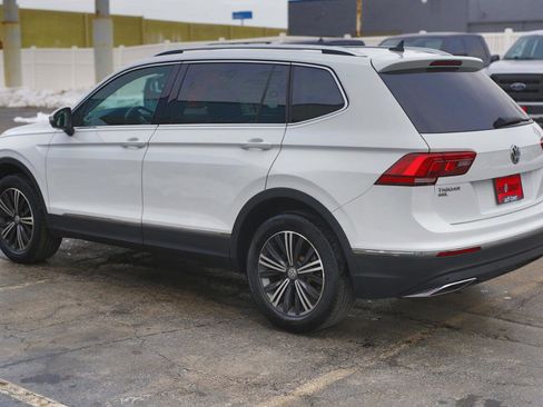 Used 2019 Volkswagen Tiguan SEL FWD image 16