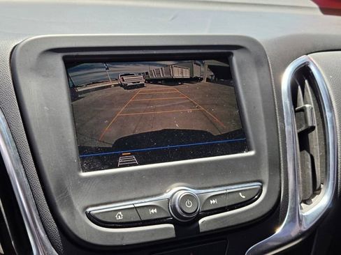 Used 2021 Chevrolet Equinox LT AWD/4WD image 21
