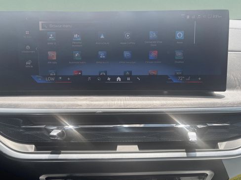 Used 2026 BMW X5 xDrive40i w/ M Sport Package image 15