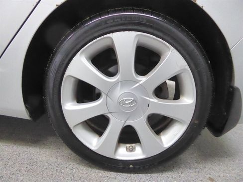 Used 2013 Hyundai Elantra Limited w/ Technology Pkg image 34