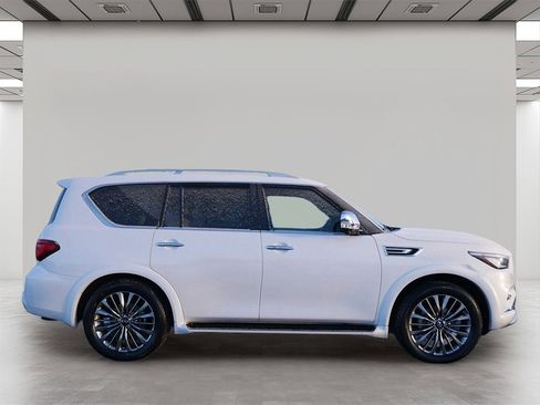 Used 2021 INFINITI QX80 Sensory w/ Cargo Package image 6