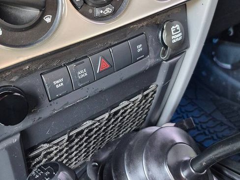 Used 2009 Jeep Wrangler Unlimited Rubicon w/ Trailer Tow Group AWD/4WD image 31