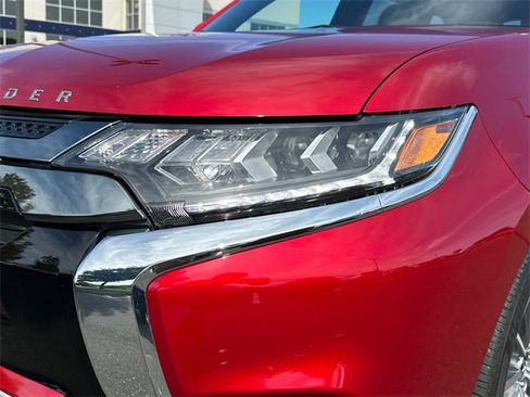 Used 2022 Mitsubishi Outlander GT image 7