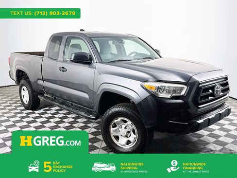 Used 2020 Toyota Tacoma SR image 1