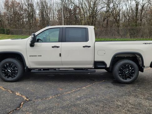 New 2026 Chevrolet Silverado 2500 Custom w/ Custom Convenience Package image 7