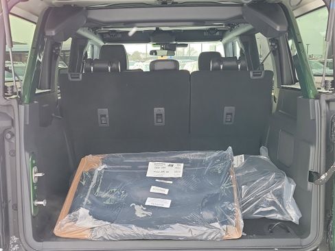 New 2025 Ford Bronco Badlands w/ Sasquatch Package AWD/4WD image 7