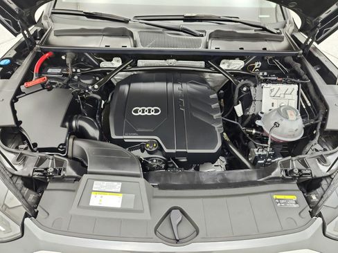 Used 2023 Audi Q5 2.0T Premium w/ Convenience Package AWD/4WD image 17