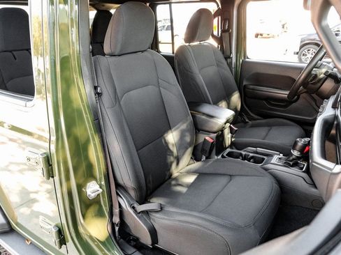 Used 2021 Jeep Wrangler Unlimited Sport image 46