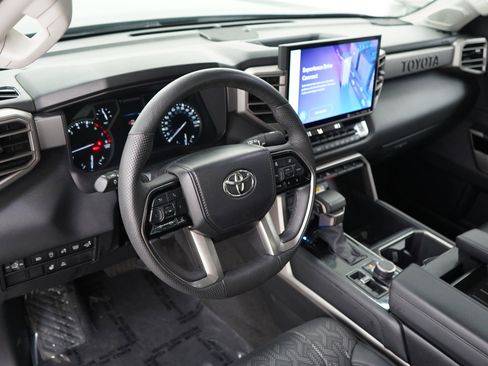 Used 2023 Toyota Tundra Limited AWD/4WD image 20