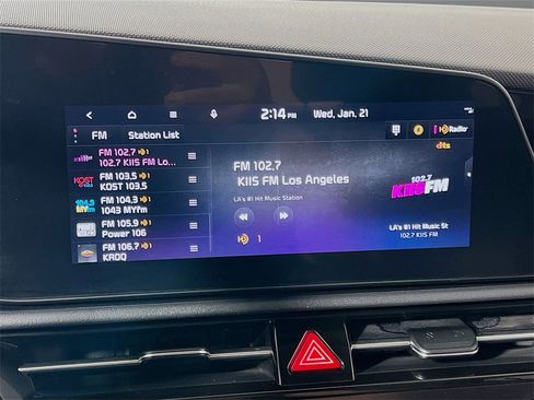 Certified 2023 Kia Niro EX image 15