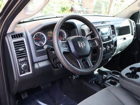 Used 2015 RAM 3500 Tradesman w/ Chrome Appearance Group image 20