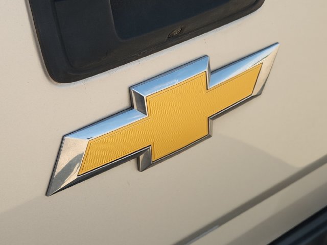 Used 2018 Chevrolet Colorado W/T w/ WT Convenience Package RWD image 9