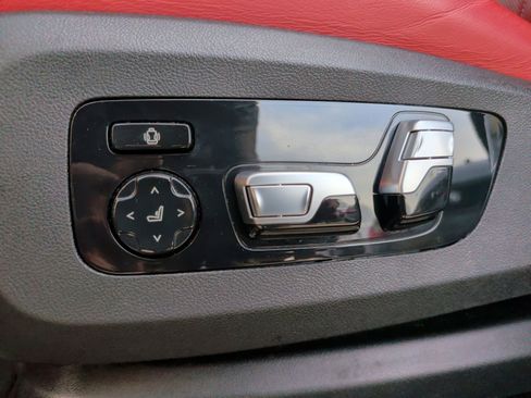 Used 2022 BMW X6 M Competition w/ Competition Package image 29