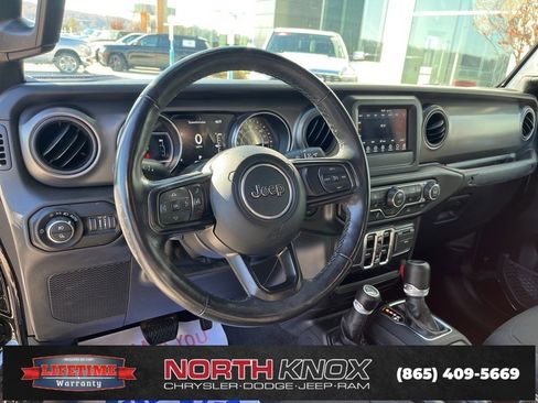 Used 2021 Jeep Gladiator Sport image 6