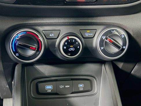 New 2026 Hyundai Venue SE FWD image 11