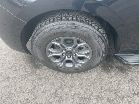 Used 2025 Ford Expedition Active image 9