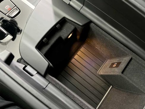 Used 2023 BMW 530e xDrive w/ Executive Package image 24