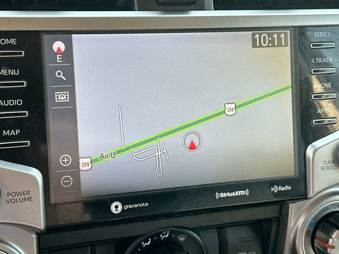 Used 2022 Toyota 4Runner SR5 Premium image 18