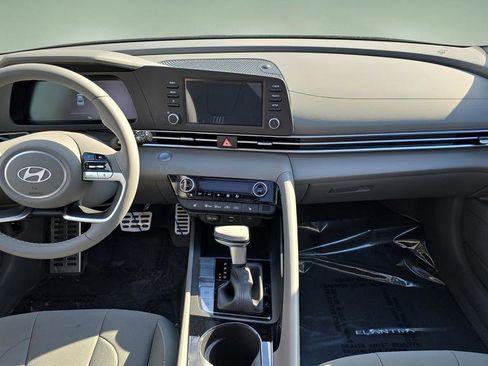 New 2026 Hyundai Elantra SEL Sport Premium FWD image 11