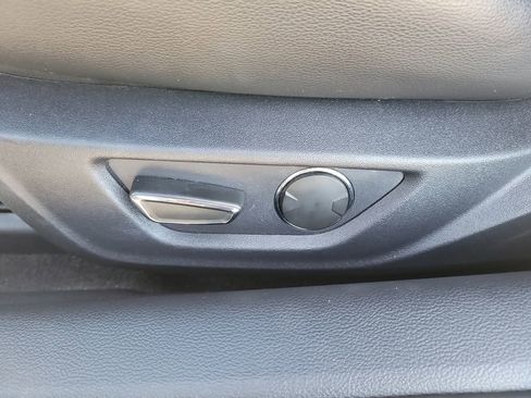 Used 2019 Ford Mustang GT Premium w/ Equipment Group 401A image 19