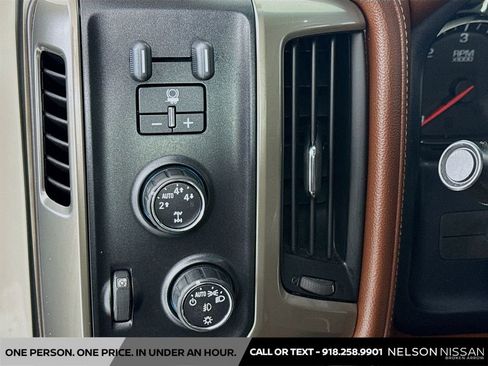 Used 2014 Chevrolet Silverado 1500 High Country w/ High Country Premium Package AWD/4WD image 10