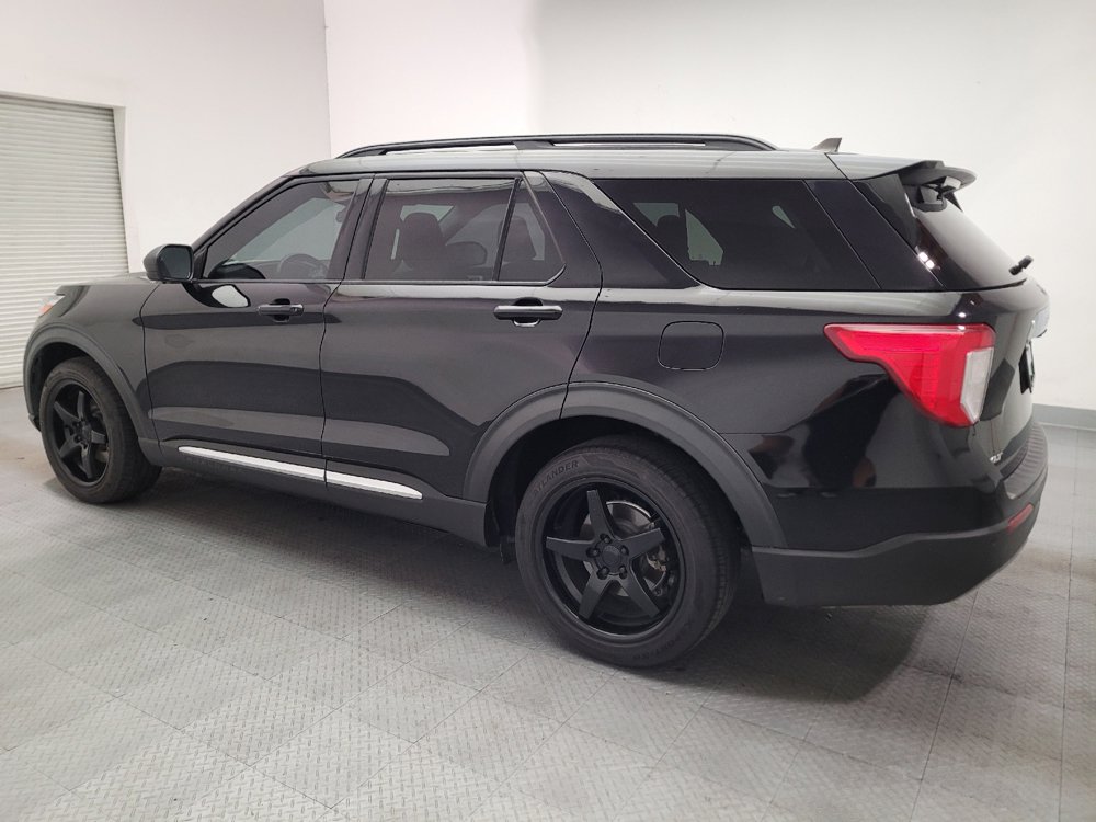 Used 2021 Ford Explorer XLT w/ Equipment Group 202A RWD image 3