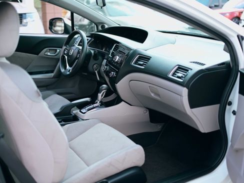 Used 2013 Honda Civic LX image 13