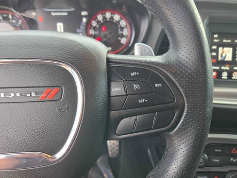 Used 2022 Dodge Challenger R/T w/ Driver Convenience Group image 29