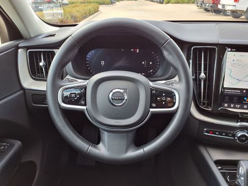 Certified 2025 Volvo XC60 B5 Plus AWD/4WD image 22