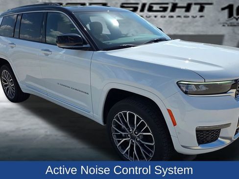 New 2025 Jeep Grand Cherokee L Summit image 8