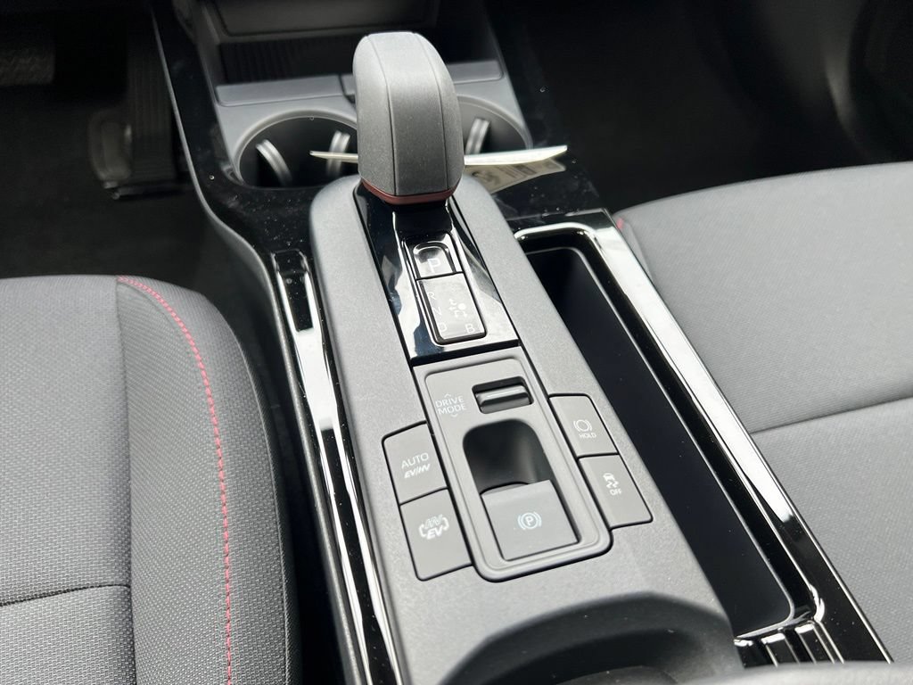 New 2027 Toyota Prius Plug-In Hybrid FWD image 21