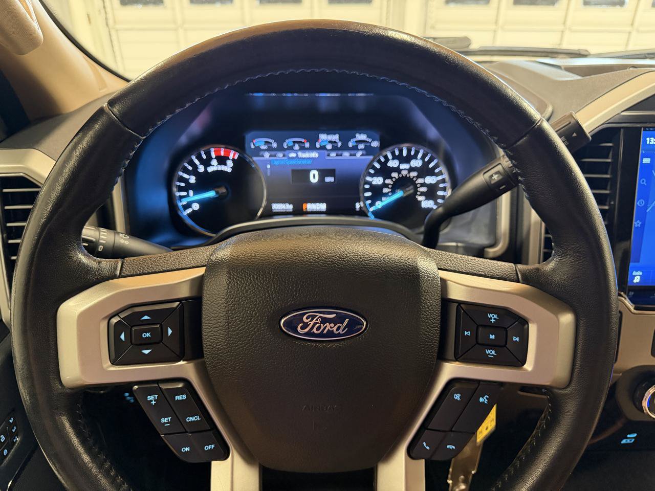Used 2022 Ford F250 Lariat w/ Chrome Package AWD/4WD image 15