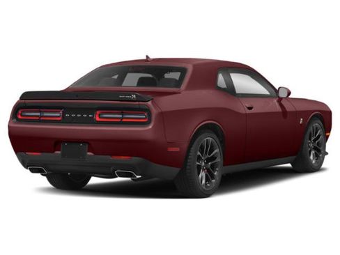 Used 2021 Dodge Challenger R/T Scat Pack RWD image 2