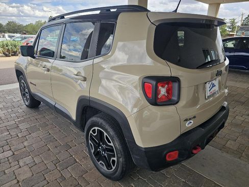 Used 2016 Jeep Renegade Trailhawk w/ Safety & Security Group image 4