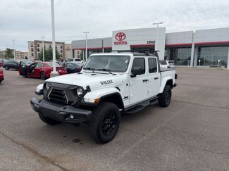 Used 2022 Jeep Gladiator Sport AWD/4WD video 1