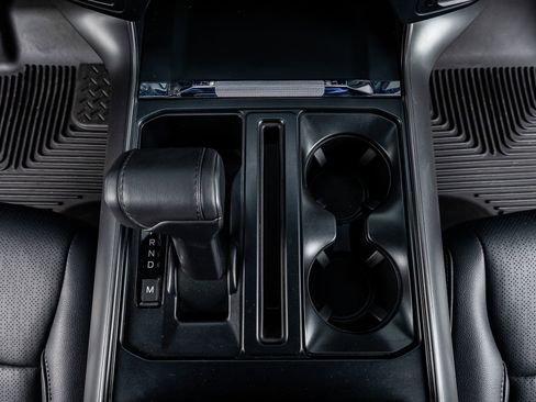 Used 2025 Ford F150 Lariat w/ Equipment Group 502A High image 28