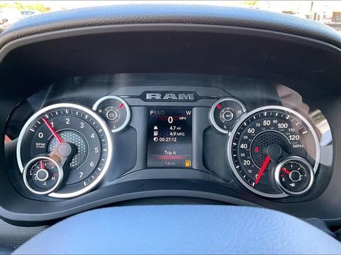 New 2026 RAM 2500 Big Horn AWD/4WD image 26