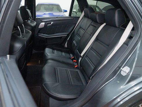 Used 2014 Mercedes-Benz E 63 AMG S-Model w/ Driver Assistance Package image 29
