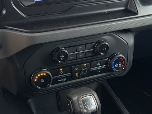 Used 2023 Ford Bronco 4-Door image 27