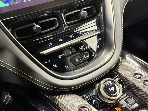 Used 2023 Aston Martin DBX 707 image 33