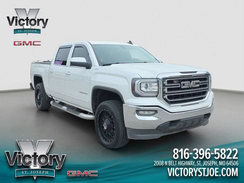 Used 2017 GMC Sierra 1500 SLE w/ SLE Value Package AWD/4WD image 1