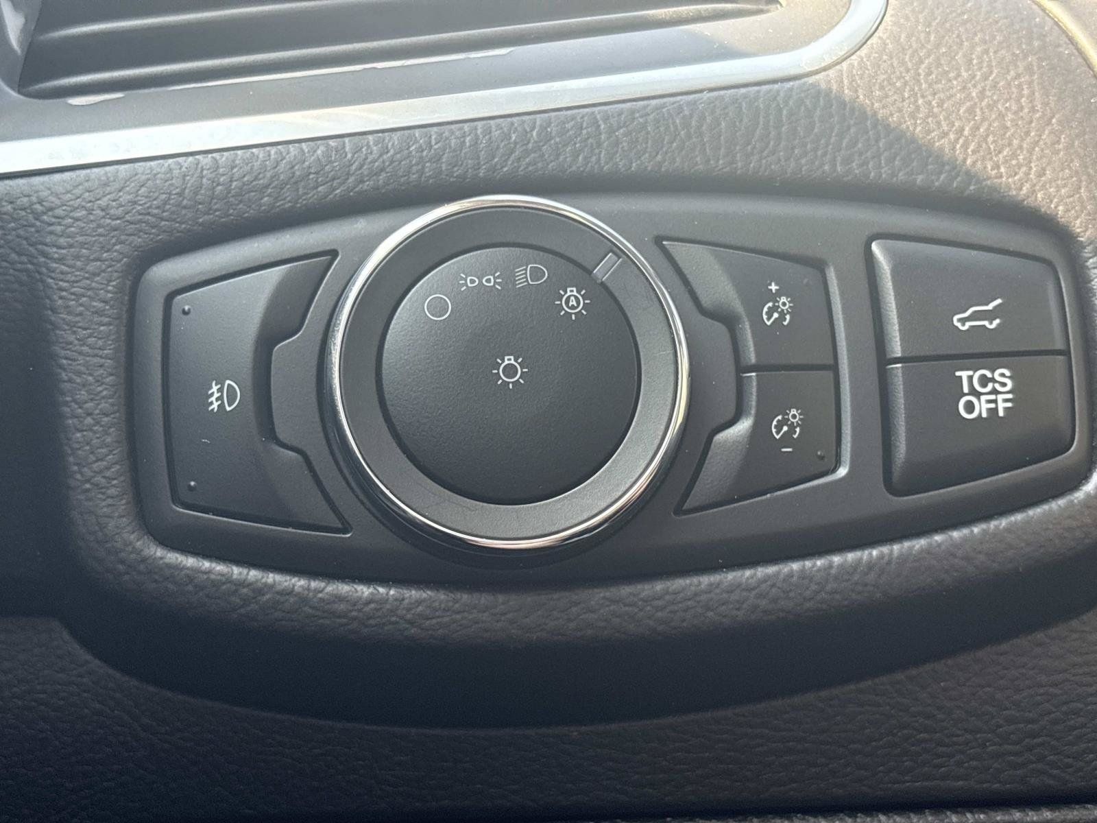 Used 2024 Ford Edge Titanium AWD/4WD image 21